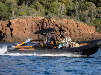 Narwhal Fast 1100 a louer à Mandelieu-la-Napoule