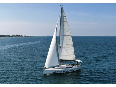 Location à Skiathos - Bavaria Bavaria 35 Match sur SamBoat
