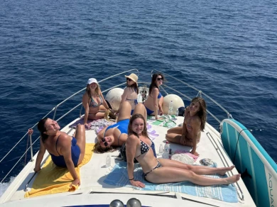 Alquiler de embarcaciones Princess Princess 385 enChania en Samboat