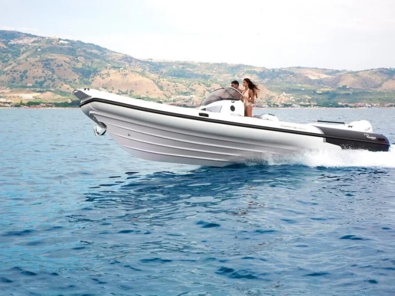 Ranieri International  CAYMAN 31 a louer à Cogolin