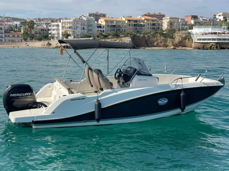 Quicksilver Activ 605 Open a louer à Sitges