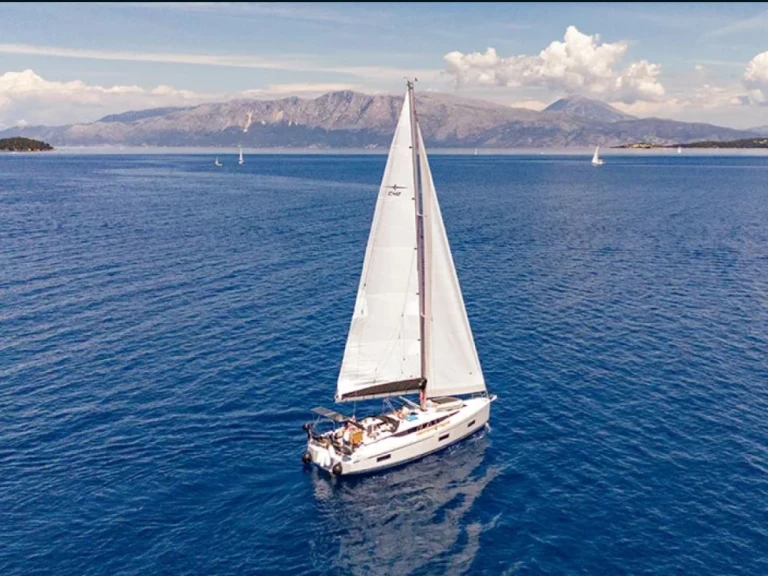 Louez un Jeanneau Sun Odyssey 36i à Lefkáda