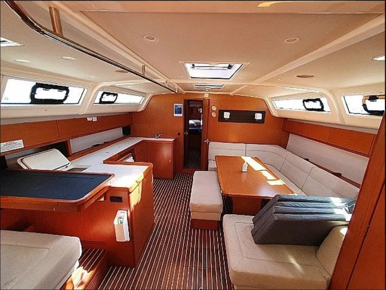 Location à Lefkáda - Bavaria Cruiser 51 sur SamBoat