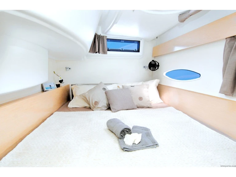 Location bateau Marseille pas cher Lipari 41