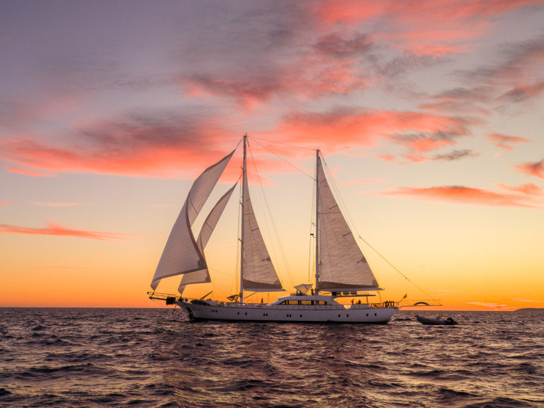  Luxury Sailing Yacht a louer à Split