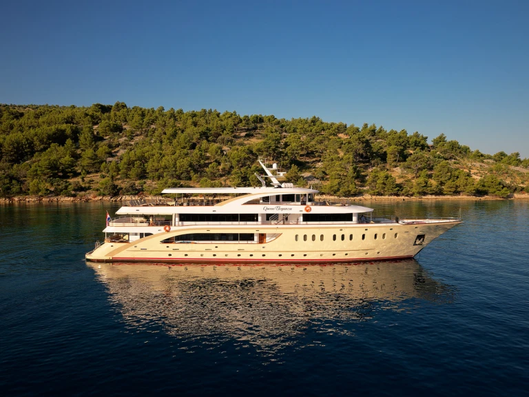 Location bateau Split pas cher Motoryacht Queen Eleganza