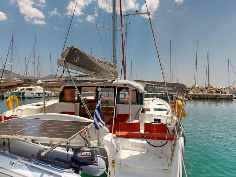 Location bateau Álimos pas cher Excess 11