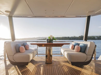 Azimut Azimut Grande 26M te huur van particulier of professional in Sibenik