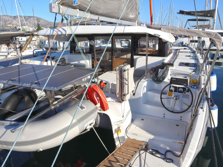 Location Catamaran à Néa Péramos - Excess Excess 11