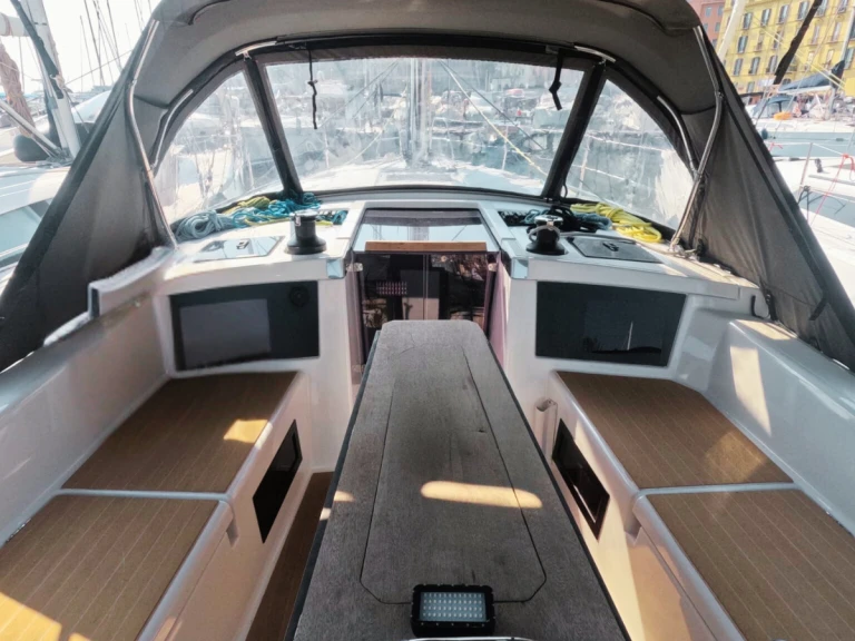 Dufour Dufour 41 a louer à Procida