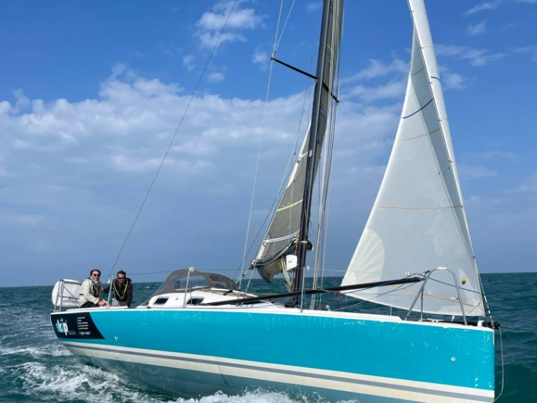 Location bateau Saint-Denis-d'Oléron pas cher Pogo 8.50