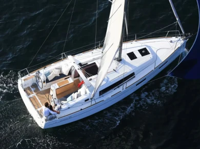 Alquiler de barcos Procida barato de Oceanis 35