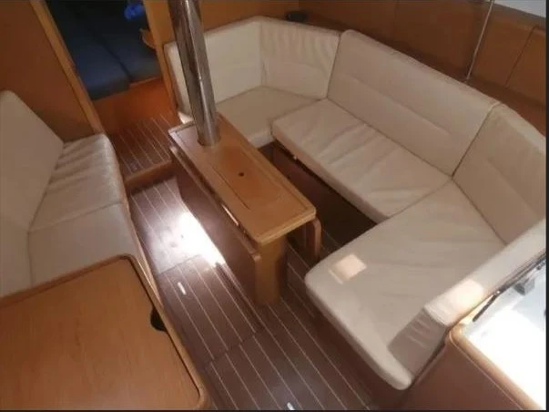 Jeanneau Sun Odyssey 36i a louer à Lefkáda
