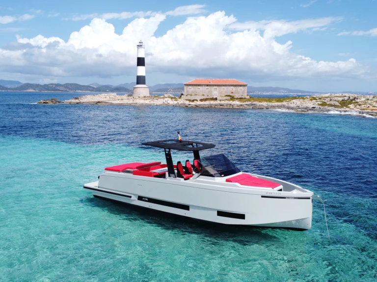 Louer Bateau à moteur avec ou sans skipper De Antonio à Ibiza (Ville)