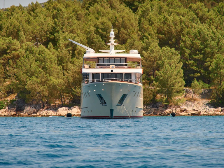 Location bateau Split pas cher Motoryacht Queen Eleganza