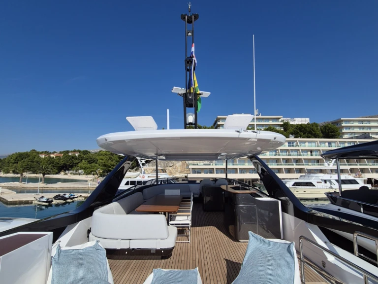 Location bateau Azimut Azimut Grande 26M à Sibenik sur Samboat