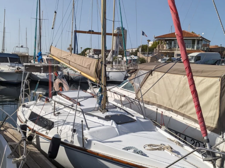 Louez un Edel Edel 4 à Port-Saint-Louis-du-Rhône