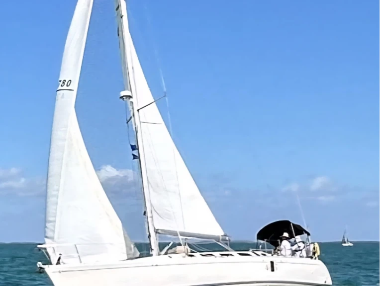 Louez un Bénéteau First 41 S5 à Miami