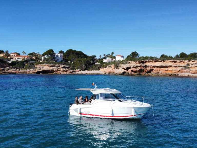 Louer Bateau à moteur avec ou sans skipper Bénéteau à l'Hospitalet de l'Infant