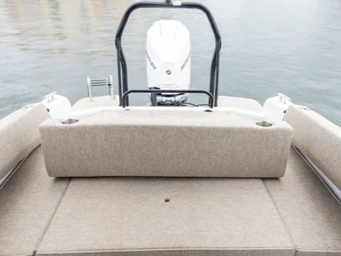 Louez un Axopar 25 à Santa Eulària des Riu