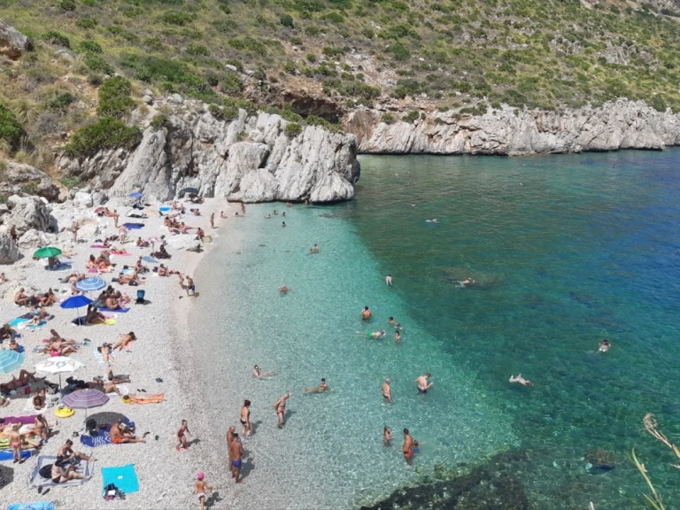 Location à Castellammare del Golfo - Cranchi Zaffiro 34 sur SamBoat