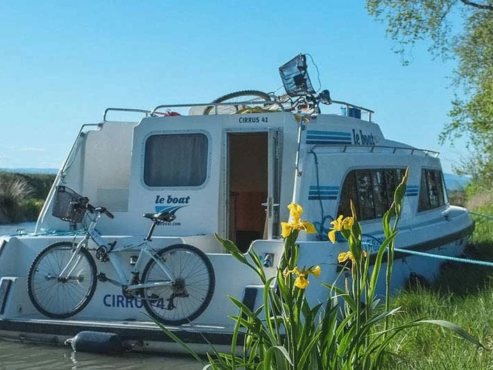 Louer Bateau à moteur avec ou sans skipper  à Portiragnes