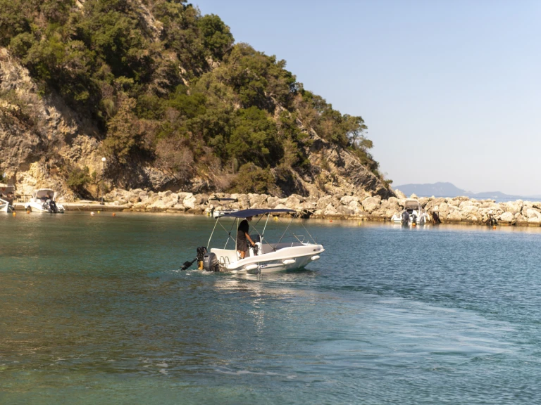 Location bateau Aríllas pas cher Nireus 465