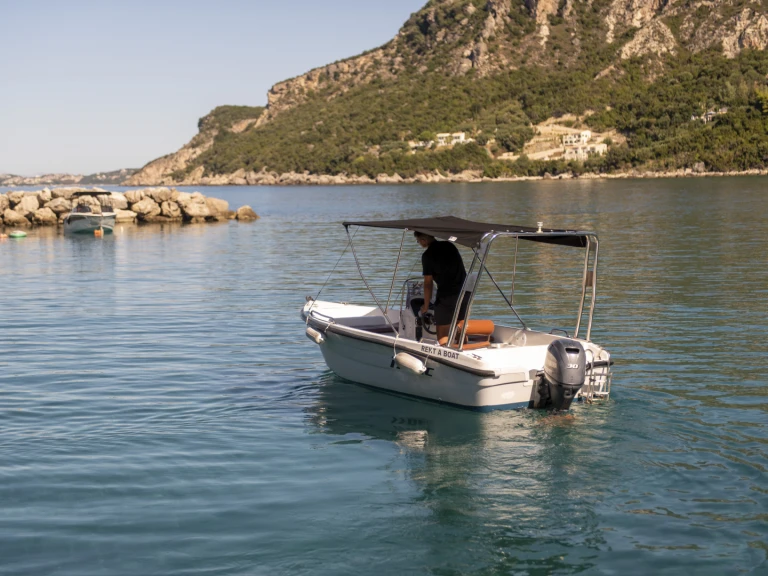 Location Bateau à moteur à Aríllas - marinco 170CC