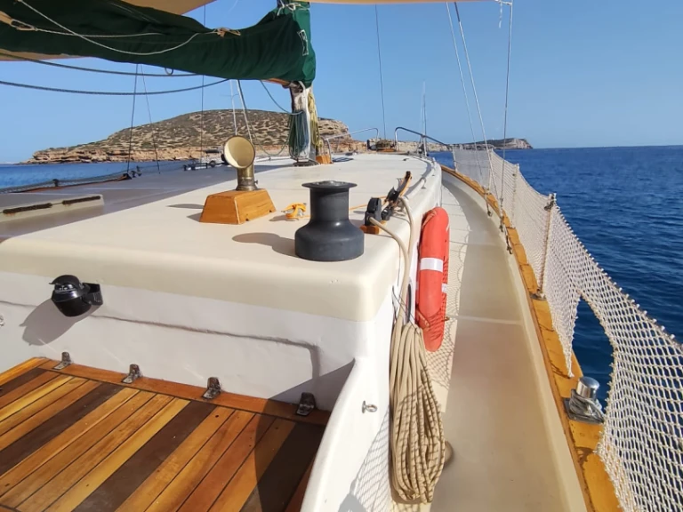 Location Voilier Custom avec permis