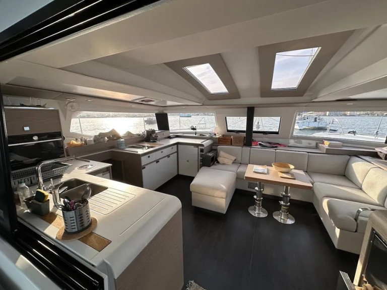 Fountaine Pajot Elba 45 a louer à Cogolin