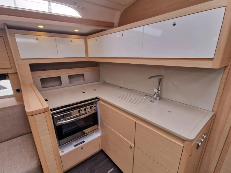 Location Voilier à Port Grimaud - Dufour Dufour 470