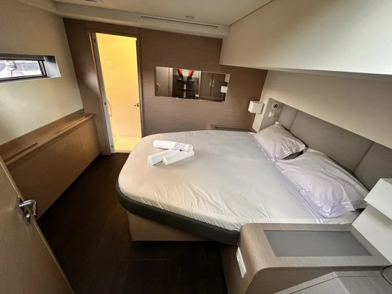 Location Catamaran Fountaine Pajot avec permis