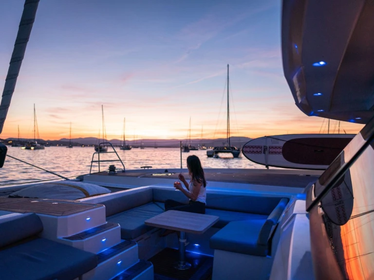 Location Catamaran à Cogolin - Fountaine Pajot Samana 59