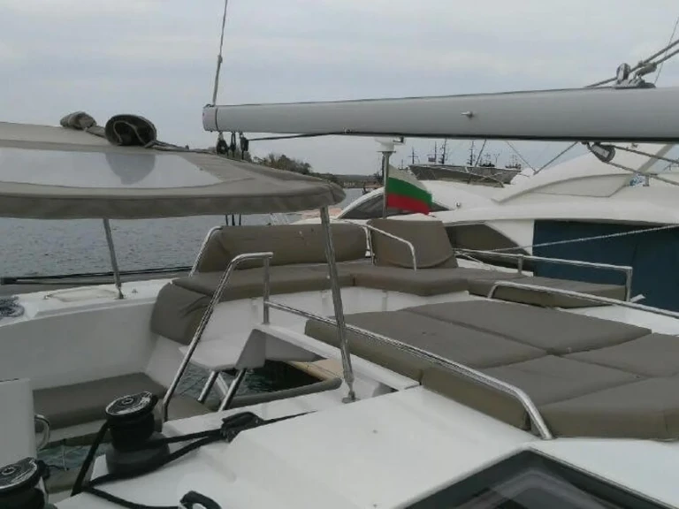 Location Catamaran Fountaine Pajot avec permis