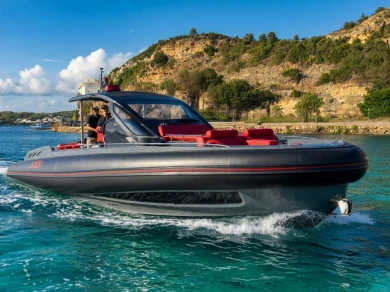 Location bateau Cannes pas cher Rebel 47 Open