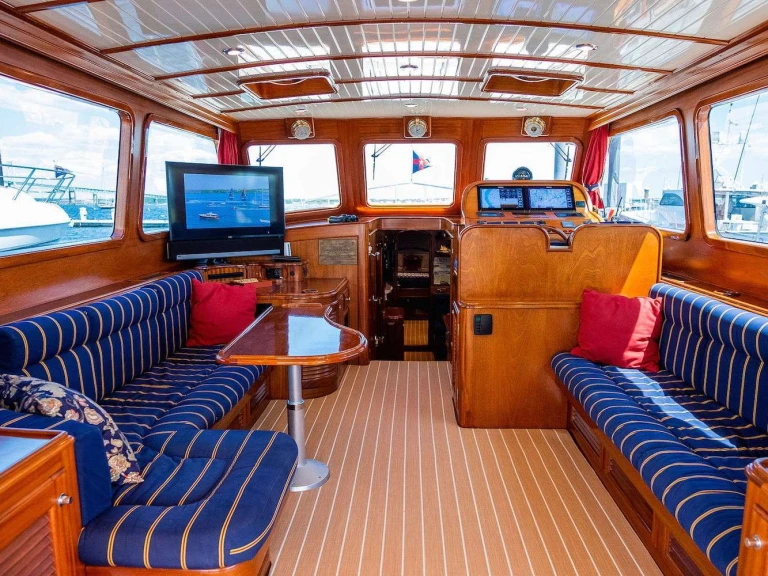 Location bateau Newport pas cher GEM 64