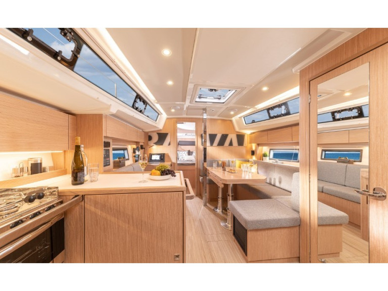 Location bateau Bavaria Bavaria C38 à Néa Péramos sur Samboat