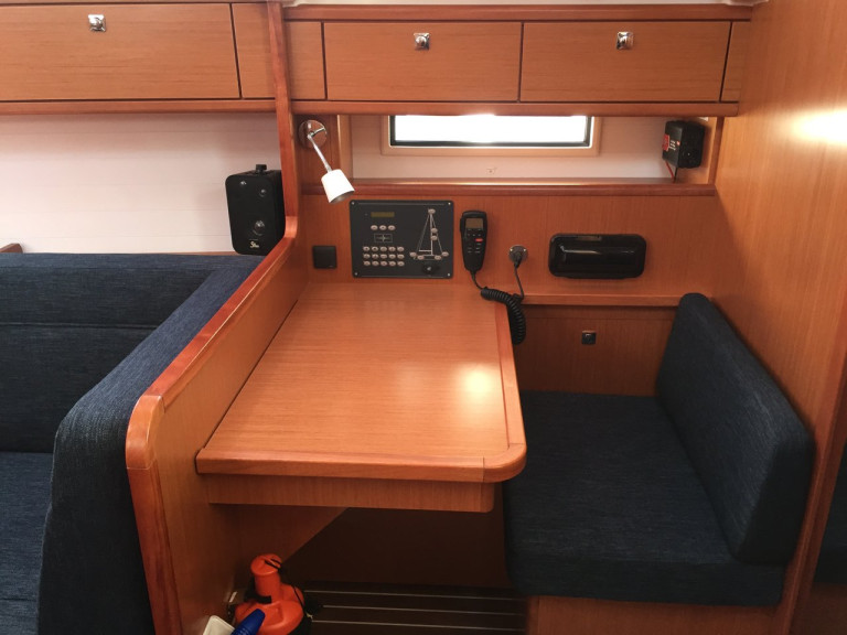 Bavaria Cruiser 41 a louer à Kos