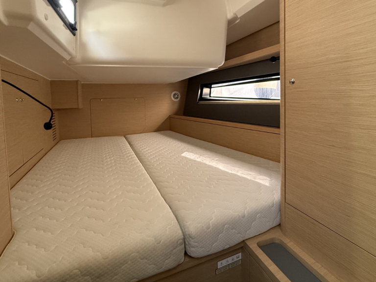 Location bateau Palerme pas cher Dufour 41