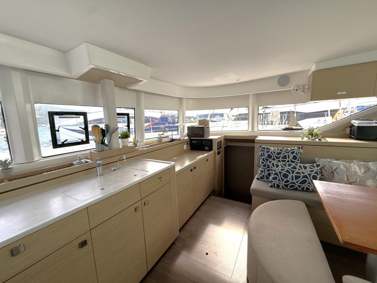 Location Catamaran Lagoon avec permis
