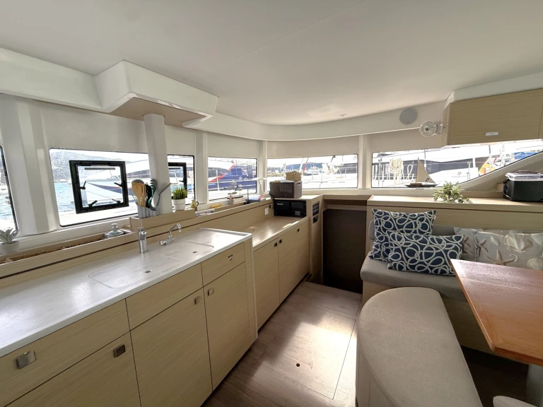 Location Catamaran Lagoon avec permis