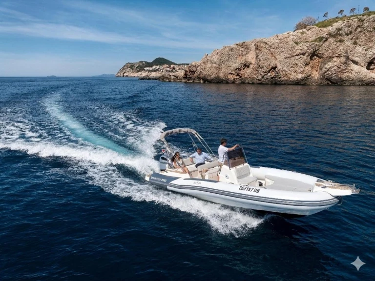 Location bateau Dubrovnik pas cher Dynamic 790 pro