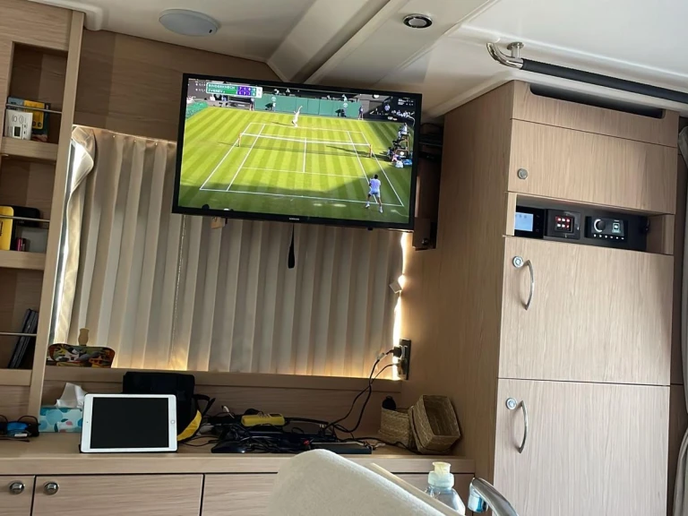 Location bateau Golfe-Juan pas cher Swift Trawler 41 Fly