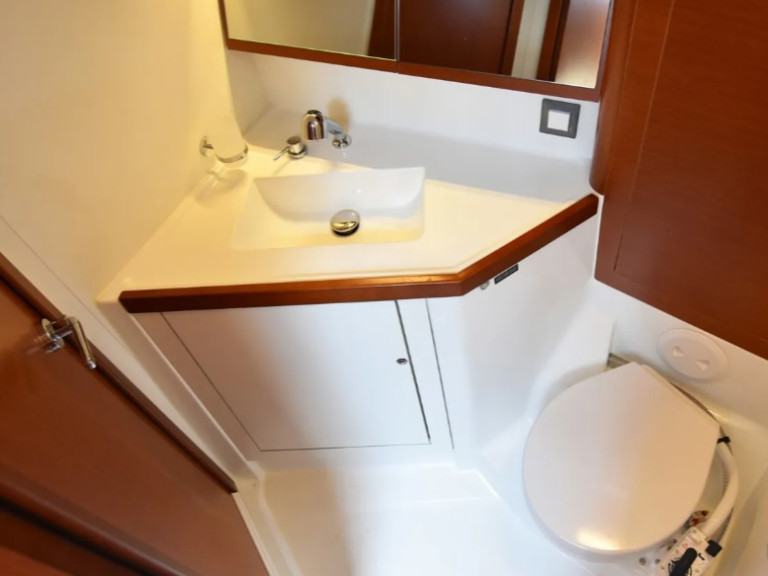 Location à Toúrlos - Bénéteau Oceanis 46.1 sur SamBoat