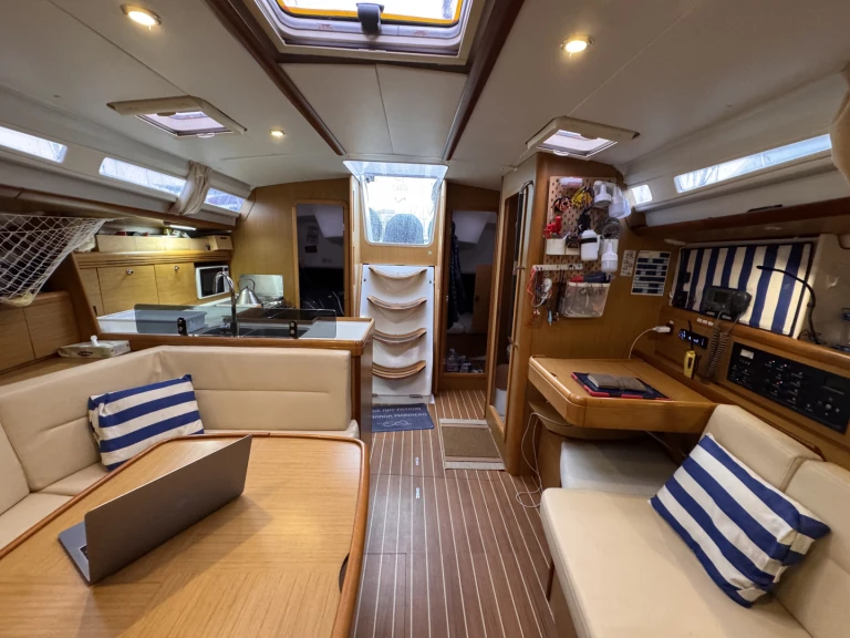 Location à Ibiza (Ville) - Jeanneau Sun Odyssey 42i sur SamBoat