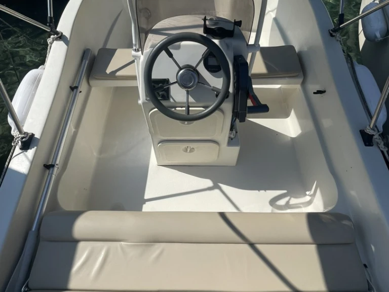 Louez un Nireus Nireus 465 à Aríllas