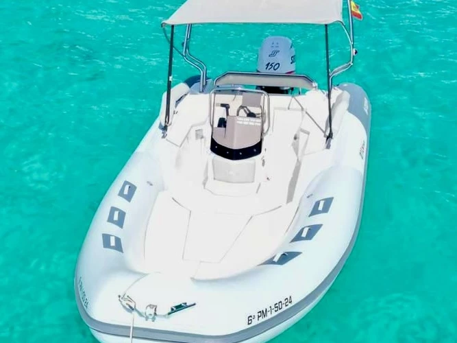 Selva-Marine 640 a louer à Cala d'Or