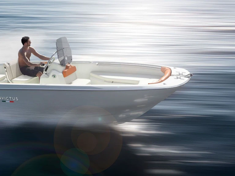 Bateau à moteur à louer à Fornells au meilleur prix