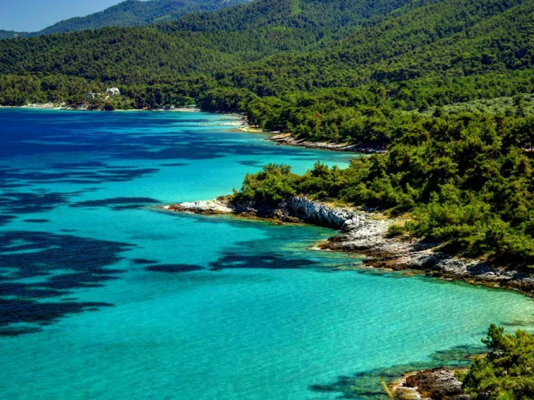 Dromor Commander 40 a louer à Kavála