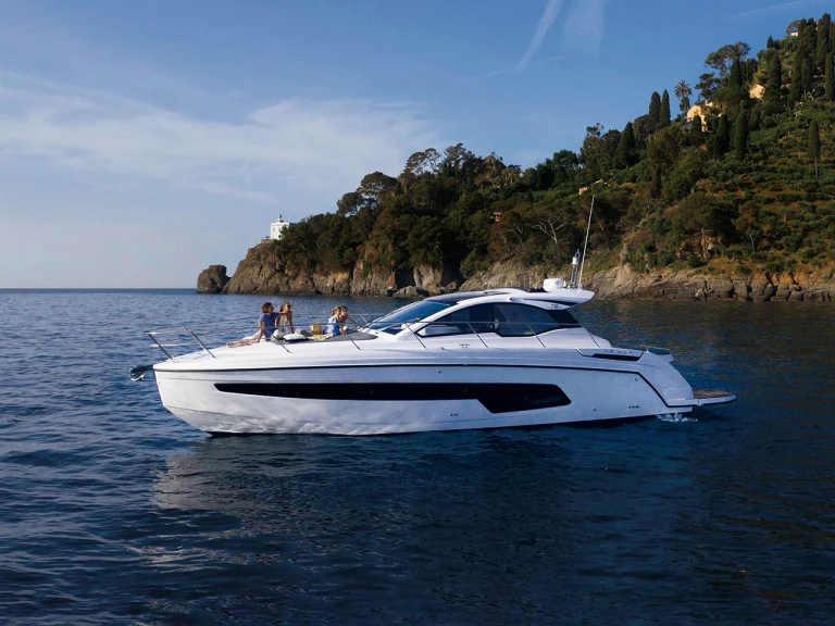 Location à Podstrana - Azimut Azimut Atlantis 45 sur SamBoat